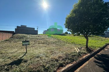 Terreno &agrave; venda - 220m&sup2; - PARQUE RESIDENCIAL METROPOLITANO