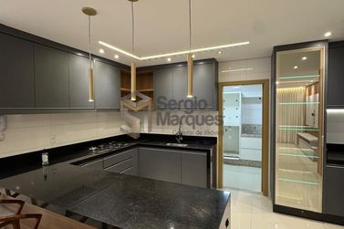 Apartamento &agrave; venda - 300m&sup2; - Zona III