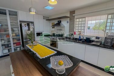 Casa &agrave; venda - 900m&sup2; - Parque Cidade Jardim