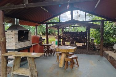 Ch&aacute;cara &agrave; venda - 6400m&sup2; - FUNDOS DO JARDIM PAC&Iacute;FICO