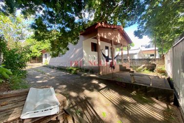 Casa &agrave; venda - 102m&sup2; - ZONA III