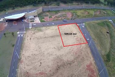 Terreno &agrave; venda - 509m&sup2; - Lovat