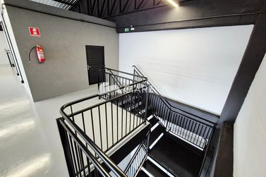 Sala Comercial &agrave; venda - 550m&sup2; - VILA BECKER