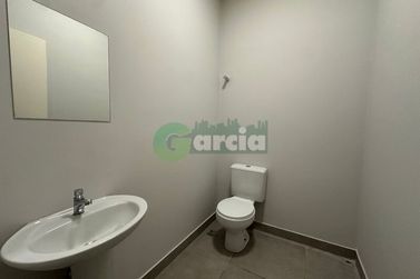 Sal&atilde;o Comercial para alugar - 450m&sup2; - Zona VII