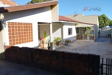 Casa &agrave; venda - 183m&sup2; - Jardim Tropical