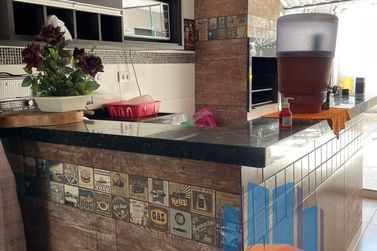 Casa &agrave; venda - 119m&sup2; - Conjunto Habitacional Sonho Meu