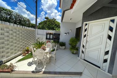 Sobrado &agrave; venda - 188m&sup2; - Zona II A
