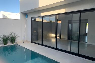Casa &agrave; venda - 154m&sup2; - Jd Versalhes
