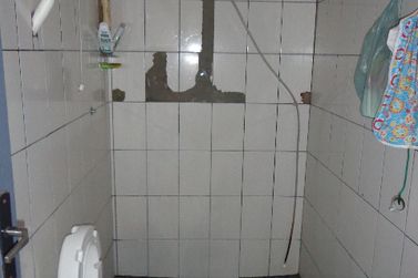 Casa &agrave; venda - 202m&sup2; - Zona Armazem