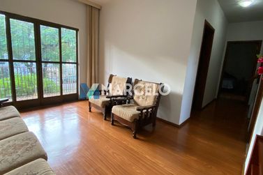 Sobrado &agrave; venda - 223m&sup2; - Zona II