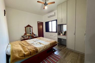 Casa &agrave; venda - 200m&sup2; - Zona IV