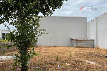 Sal&atilde;o Comercial para alugar - 420m&sup2; - Parque Alto da Parana