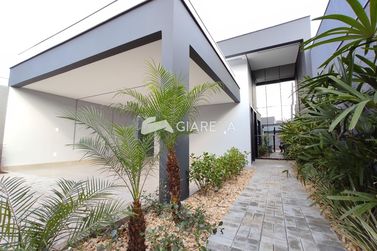 Casa &agrave; venda - 152m&sup2; - JARDIM PANCERA