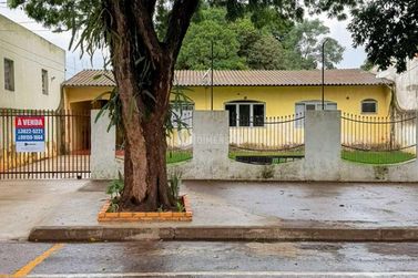 Sala Comercial &agrave; venda - 129m&sup2; - Zona I