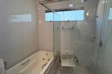 Casa &agrave; venda - 420m&sup2; - JARDIM SUZUKI
