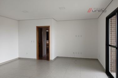 Apartamento para alugar - 111m&sup2; - Zona I