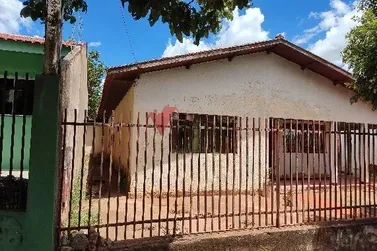 Casa &agrave; venda - Zona VII