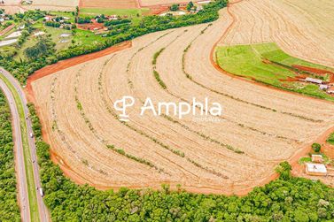 Terreno &agrave; venda - 127000m&sup2; - Zona Rural