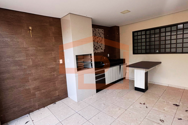 Sobrado &agrave; venda - 165m&sup2; - Jardim dos Pass&aacute;ros