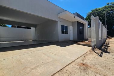 Casa &agrave; venda - 102m&sup2; - JARDIM SANTA CRUZ