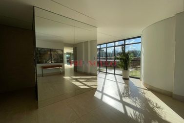 Apartamento &agrave; venda - 223m&sup2; - ZONA II
