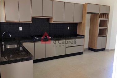 Casa para alugar - 130m&sup2; - Jardim Itapu&atilde;