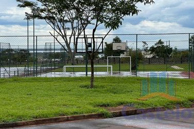 Terreno &agrave; venda - 270m&sup2; - Centro