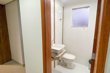 Sala Comercial &agrave; venda - 241m&sup2; - Zona I