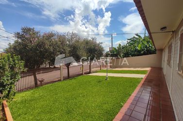 Casa &agrave; venda - 122m&sup2; - CENTRO