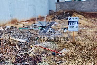 Terreno &agrave; venda - 126m&sup2; - Jardim Sakai