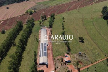 Ch&aacute;cara &agrave; venda - 35500m&sup2; - Zona rural