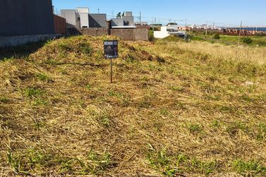 Terreno &agrave; venda - 376m&sup2; - Parque Firenze
