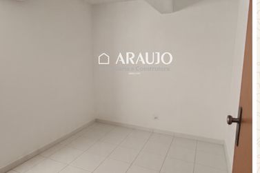 Sala Comercial para alugar - 127m&sup2; - Zona III