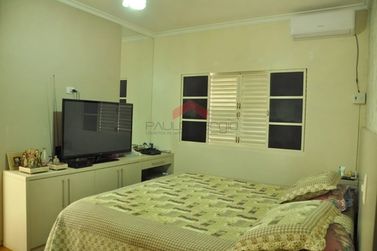 Sobrado &agrave; venda - 218m&sup2; - Zona II