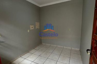 Casa &agrave; venda - 192m&sup2; - Parque San Remo I
