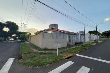 Casa &agrave; venda - 94m&sup2; - Parque Bandeirantes