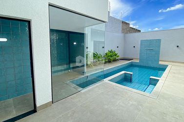 Casa &agrave; venda - 250m&sup2; - Condom&iacute;nio Mont Blanc