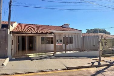 Casa &agrave; venda - 133m&sup2; - Jardim Los Angeles