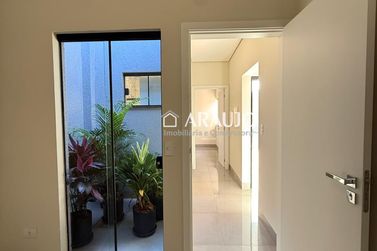 Casa &agrave; venda - 131m&sup2; - Jardim Castelo Branco