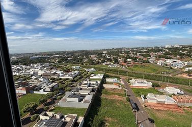 Apartamento para alugar - 76m&sup2; - Jardim Paineiras