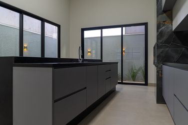 Casa &agrave; venda - 152m&sup2; - Paysage Essenza Condom&iacute;nio