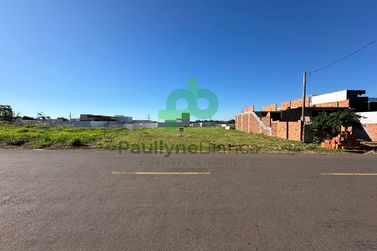 Terreno &agrave; venda - 200m&sup2; - Jardim Colorado
