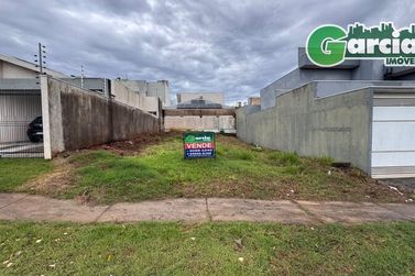 Terreno &agrave; venda - 187m&sup2; - Jardim Cima