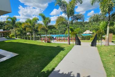 Terreno &agrave; venda - 270m&sup2; - PARQUE RESIDENCIAL INTERLAGOS 02