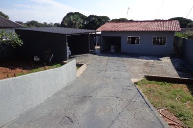 Casa &agrave; venda - 202m&sup2; - Zona Armazem
