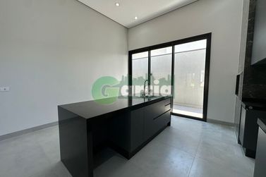 Casa para alugar - Zona III