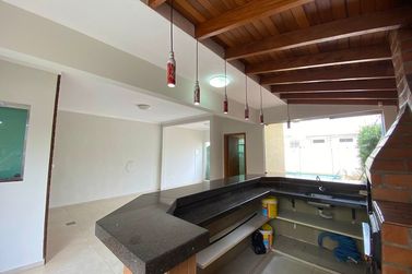 Casa &agrave; venda - 250m&sup2; - Zona II