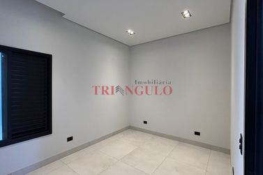 Casa &agrave; venda - 112m&sup2; - PARQUE RESIDENCIAL MELHORAMENTOS