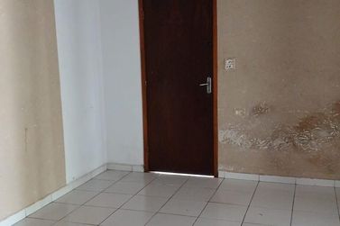 Sal&atilde;o Comercial para alugar - 180m&sup2; - Zona VI