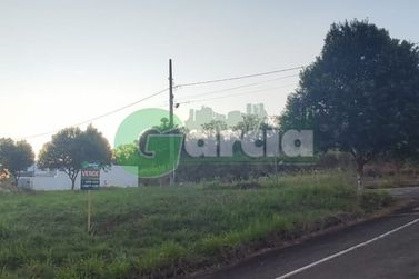 Terreno &agrave; venda - 322m&sup2; - Parque Residencial Viena II